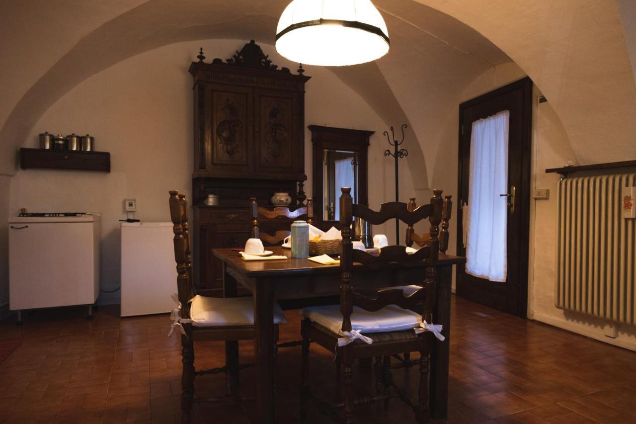 Cascina Des Religieuses Apartamento Aosta Exterior foto